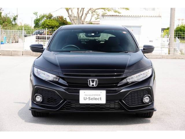 本田思域两厢这么帅气运动的两厢车你确定不心动吗