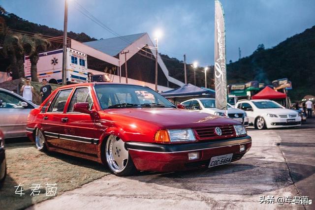 桑塔纳2000有没有引起你的丝丝回忆?