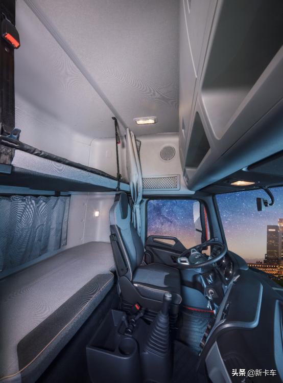 平地板空气悬架龙擎发动机开东风天龙kl牵引车不做余欢水