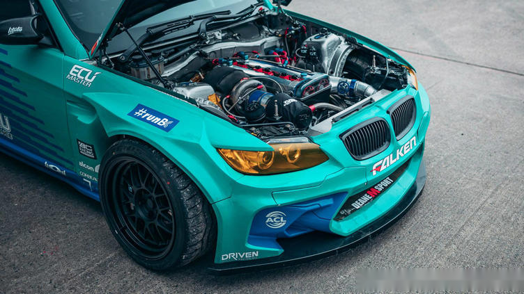 改装以飘移冠军的宝马m3为例如何打造一台飘移赛车