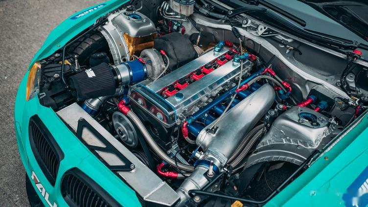 改装| 以飘移冠军的宝马m3为例 如何打造一台飘移赛车?