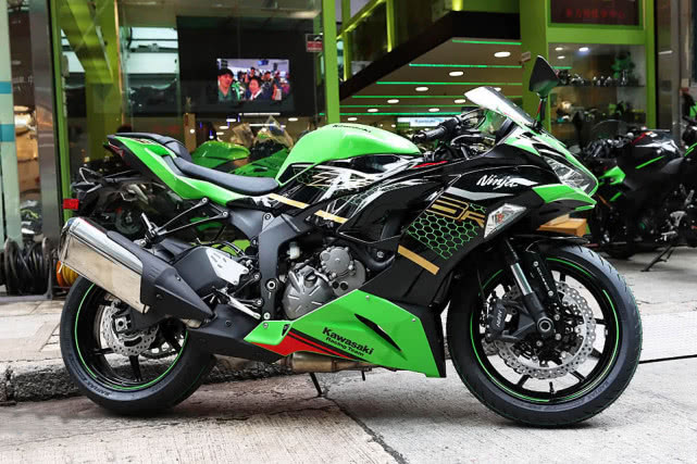 零百加速32秒极速299kmh川崎zx6r新款来袭