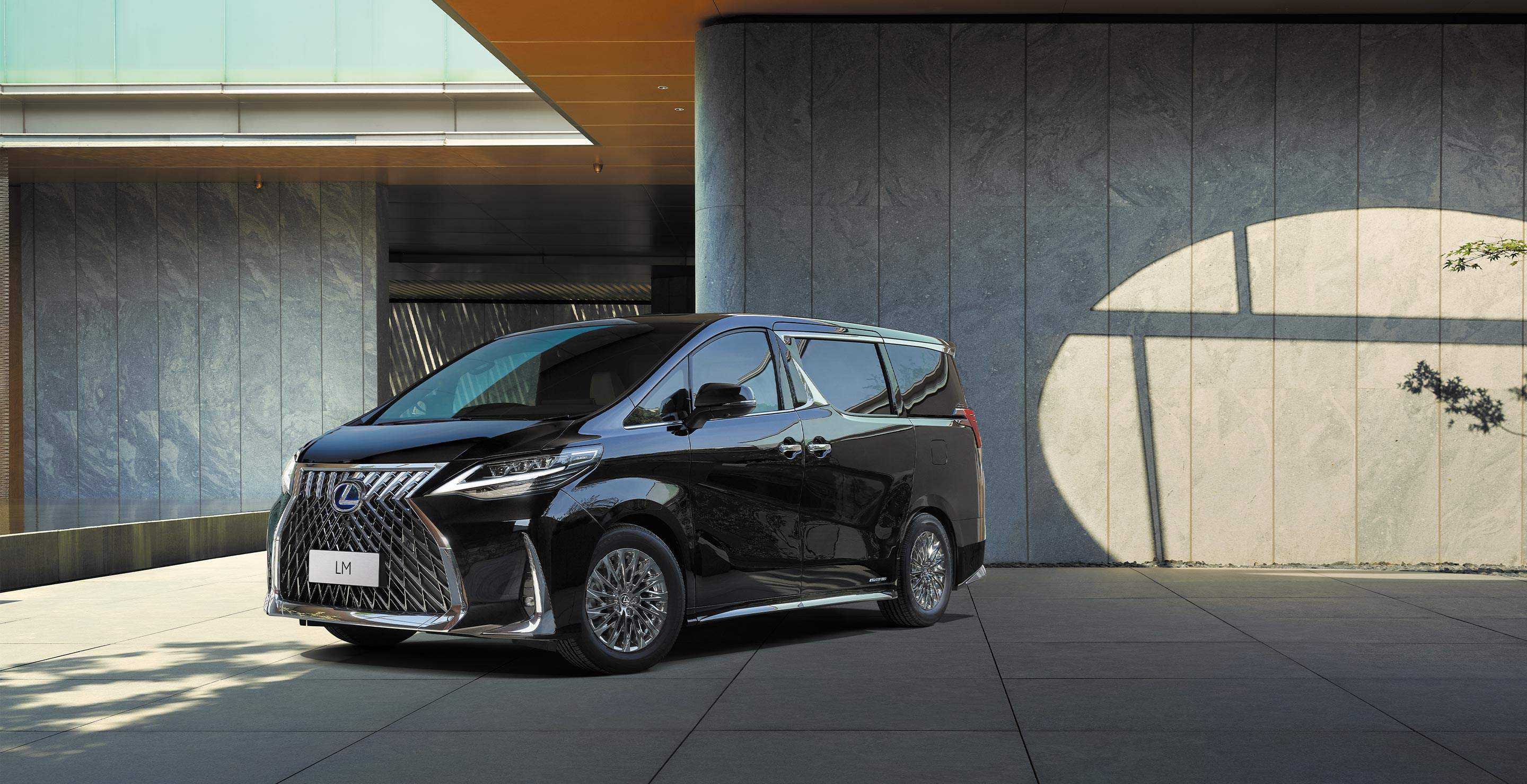 雷克萨斯lm史上最贵四缸车加价80万一车难求