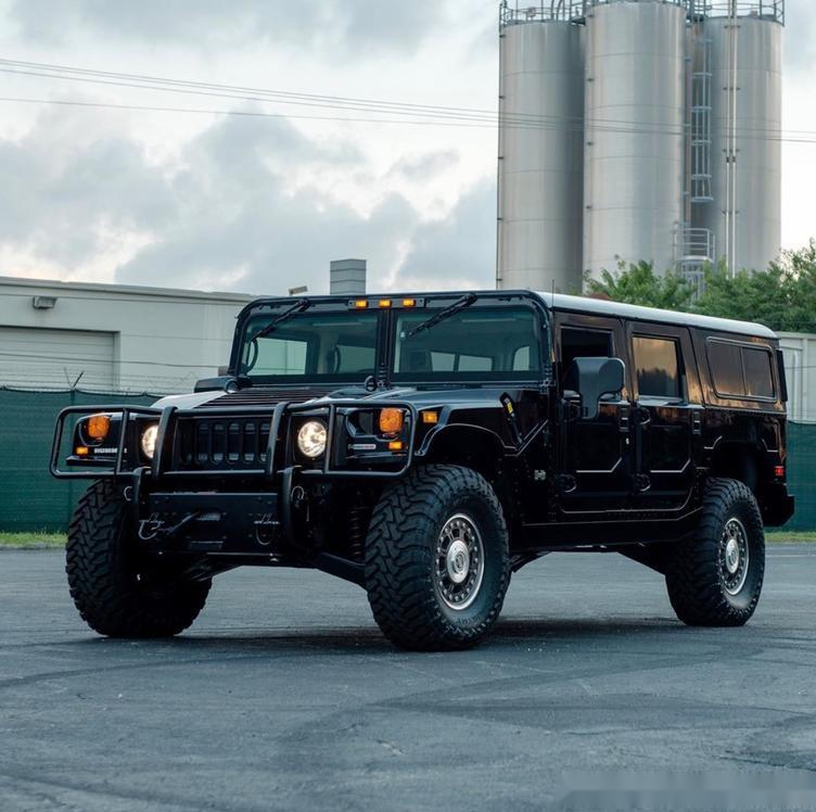 凌驾于所有越野车之上的穿越利器悍马h1