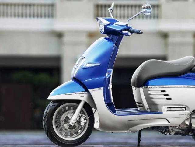 法式复古踏板摩托,前后碟刹配单通道abs,单缸水冷12.6匹马力_易车