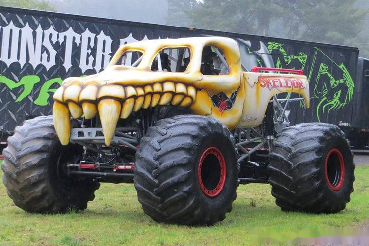 怪兽的角斗场美国大脚车文化