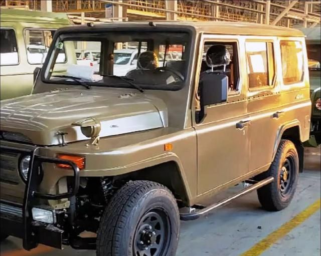 北汽bj212新底盘铁顶版实车现身搭载15t动力