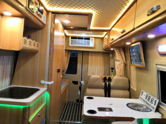 国六大通b型房车打造移动ktv