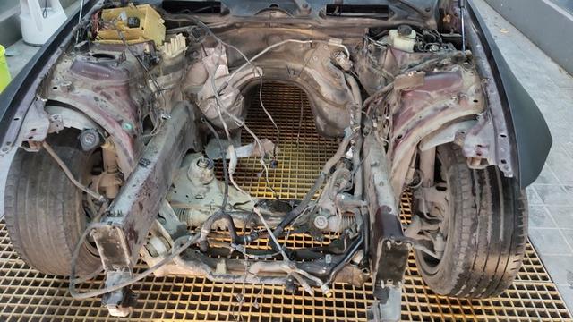 老车日记:翻新一辆宝马e90顶配330i,从猛男变成小清新!_易车