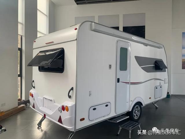 房车中的经适房爱旅新款拖挂房车460车型上市