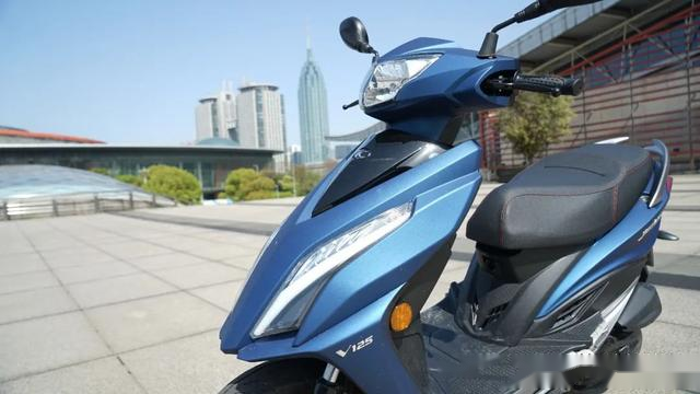 都是8680元光阳新动丽125大战巧格125