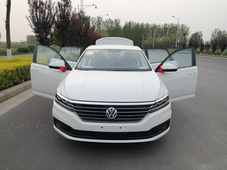 全款11万多入手大众朗逸,外观空间很满意,1.5l 6at表现不错