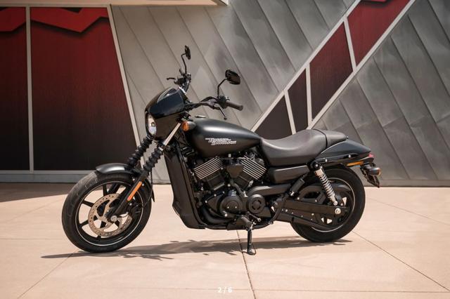 哈雷戴维森street750摩托车