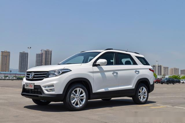 东风风光s560 欧尚x70a 五菱宏光s3 三款六万元手动挡suv你选谁?