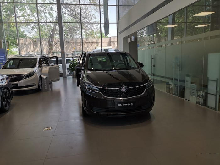 别克gl8黑色-前脸-后视镜-易车