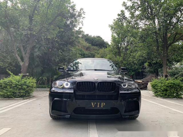 13年宝马x6m 4.4t双涡轮14万 555匹马力 此街最靓的仔_易车