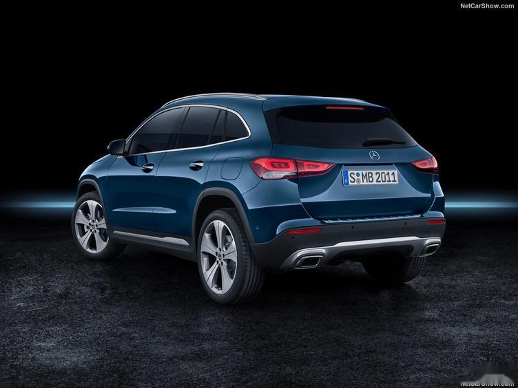 2021款梅赛德斯奔驰gla