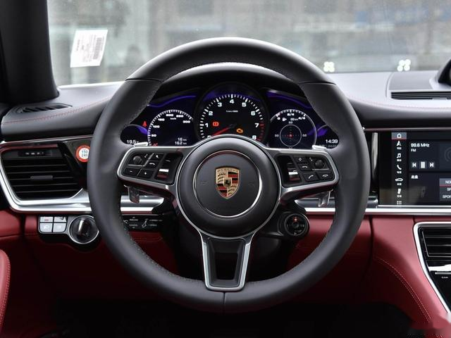 8万元的保时捷panamera 10周年纪念版到店实拍?_易车