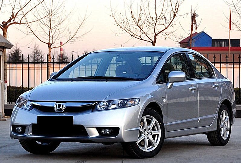 车龄11年的本田思域排量18l卖4万多值不值