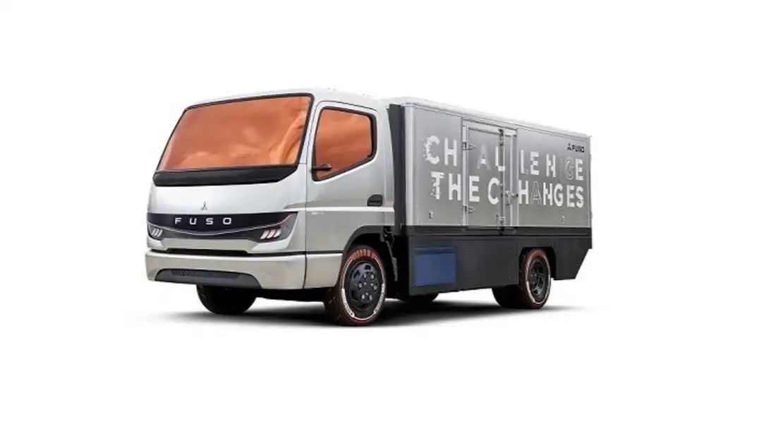 戴姆勒三菱fuso展示visionfcell氢燃料电池卡车