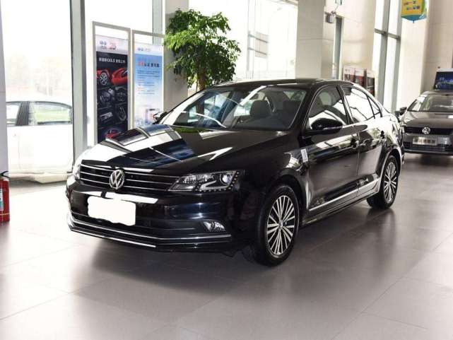 开过大众速腾之后换成了本田雅阁有些话我必须要吐槽下