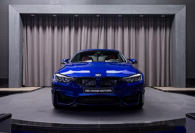 最后的硬顶敞篷宝马车圣马力诺蓝涂装宝马m4敞篷版实拍图发布