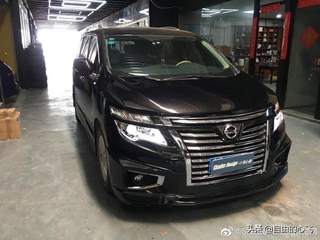 日产贵士改装日版君爵款前脸套件和后包围华丽丽的变身