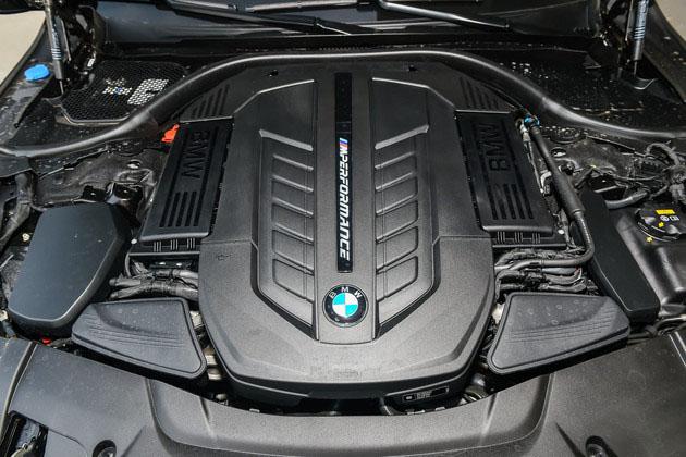 宝马m760li将在欧停售宝马7系或将告别v12发动机