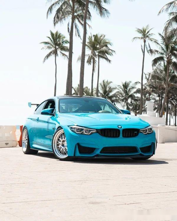 迈阿密蓝m4gts高清图赏目前最偏向赛道化的bmw