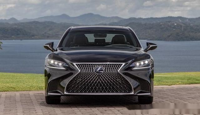 雷克萨斯ls500h:近百万的钱都花了,还差这点油钱?_易车