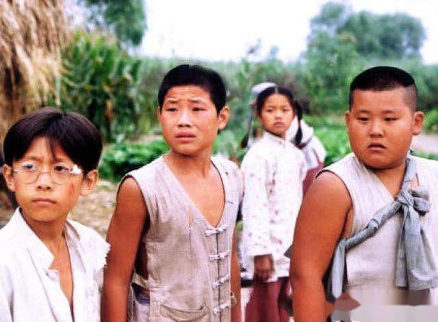 嘎子长成肌肉大汉座驾是豪华超跑婚后生活令人羡慕