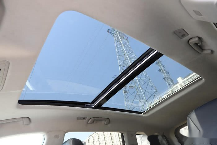 牛车实验室看似一样只是表象趣谈全景天窗的分类与安全