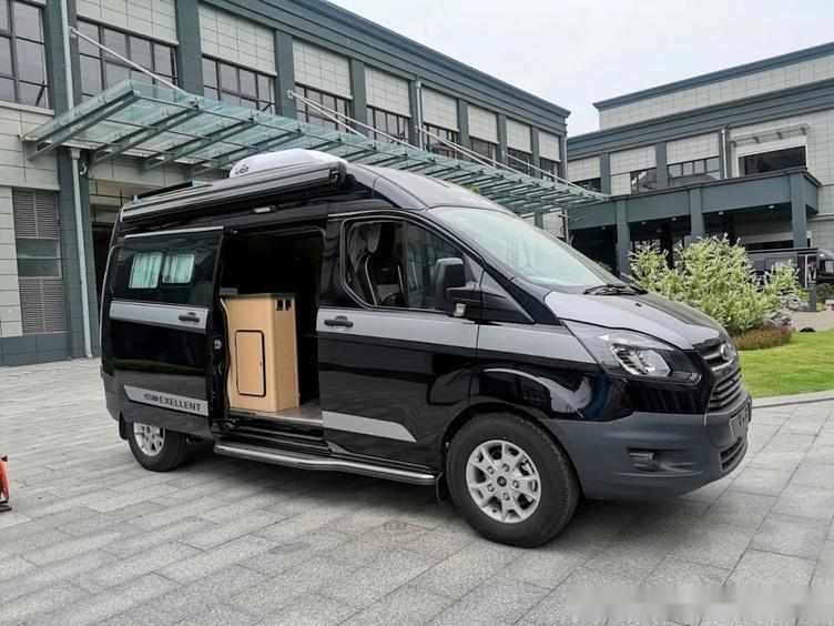 710上海房车会景宴房车来袭v90车型首秀上海