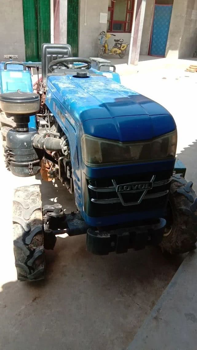 2.6万出售雷沃604大棚王拖拉机