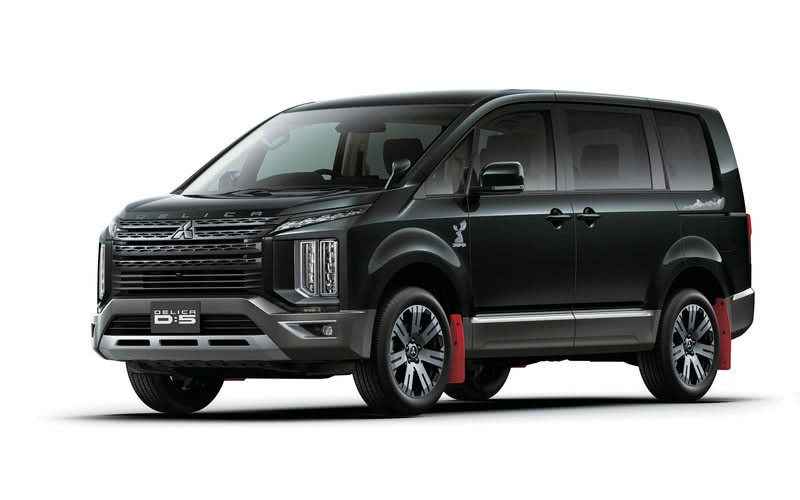 全新旅居版三菱得利卡亮相22t柴油动力四驱可折叠车顶真帅气