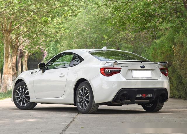 "最平民的跑车"27.38万,单门跑车套圈王,还是全球限量版