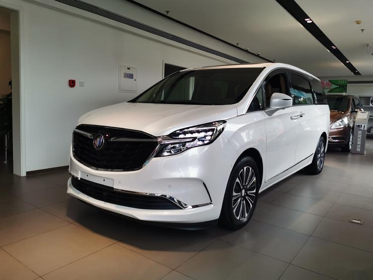 探店上汽通用别克改款的gl8es陆尊到底值不值得买