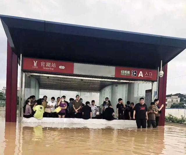 广州遭受暴雨侵袭 广汽本田工厂及城区多品牌4s店新车受损_易车