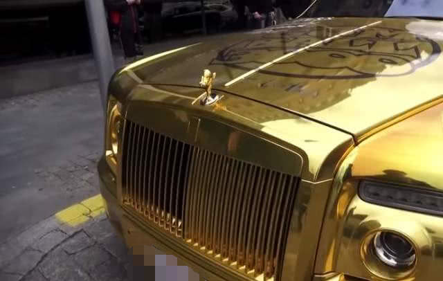 价值1000万的劳斯莱斯车牌就是钱没人不喜欢