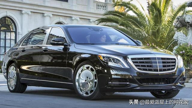 都是300万的豪华车宾利飞驰与奔驰迈巴赫s680大家如何选择