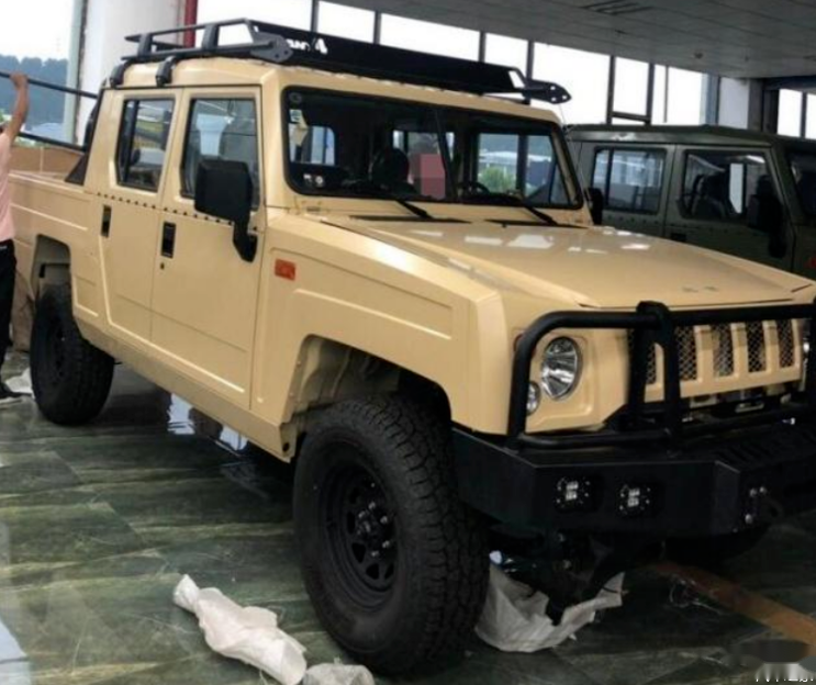 全新北汽勇士皮卡实车到店,4门双排座椅布局,可选2.4t/2.8t