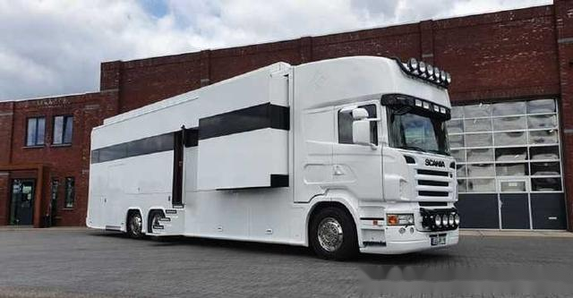 卡车秒变五星级酒店斯堪尼亚房车有了我根本不用买房