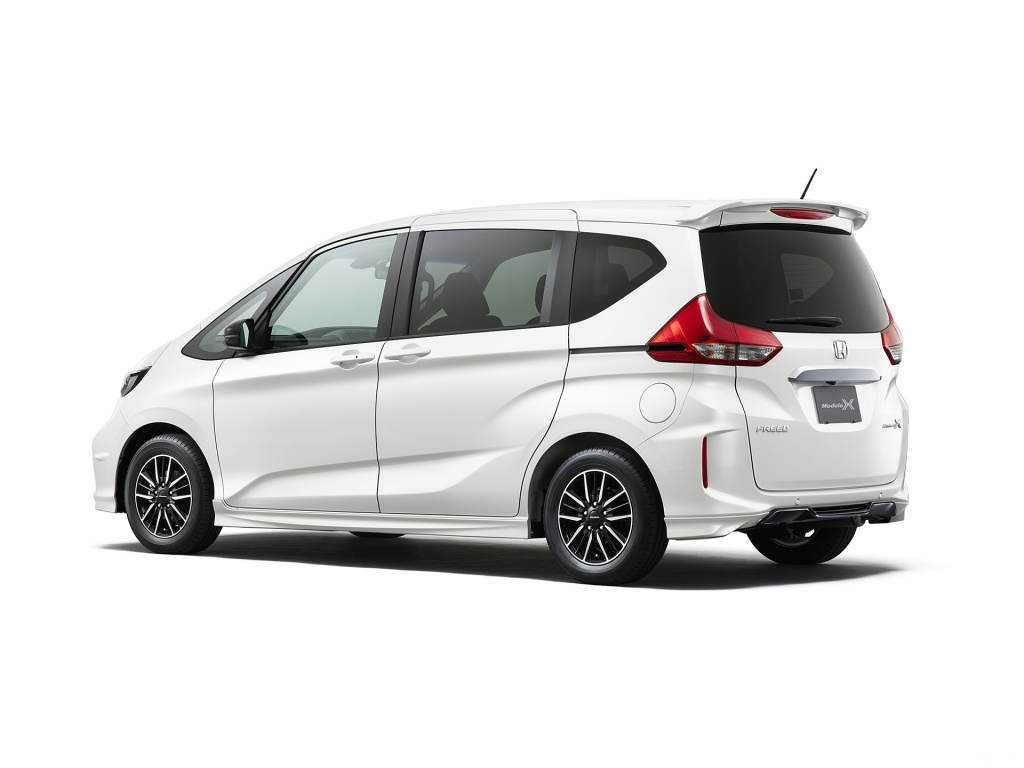 网易汽车6月2日报道本田freed是同飞度(参数|询价|图片)同平台的mpv