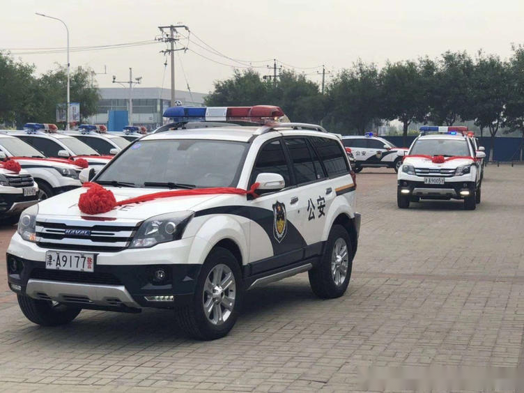 中国警车"大换血"!大众/丰田成历史,这几款"国产之光"转正