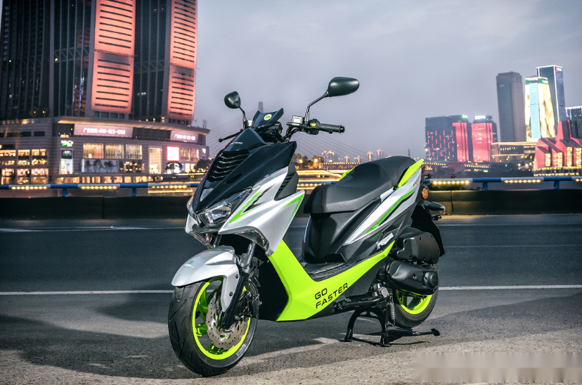 16800元免税的金城草蜢150踏板上市