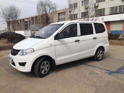 五菱宏光为什么卖不动了内行人有这4座大山压着谁敢买