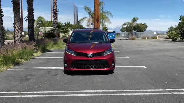 2020丰田锡耶纳 se高级绕车介绍