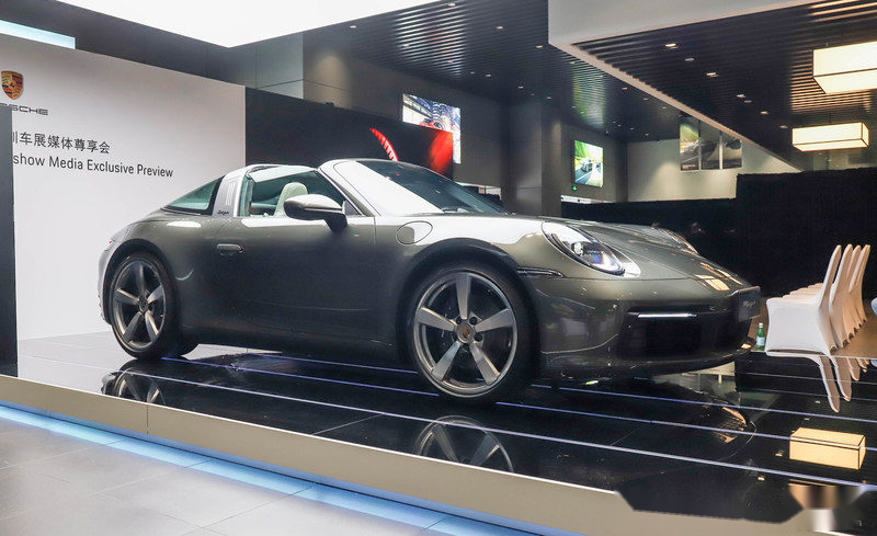 实拍解析新一代保时捷911targa全球首发