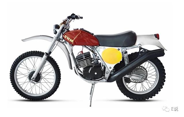 {近代复古越野摩托车也算},一般简单特征就是前泥瓦高挂,通透性好,全