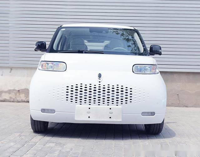 外观呆萌可爱长城欧拉r2实拍等了一年终于要上市了